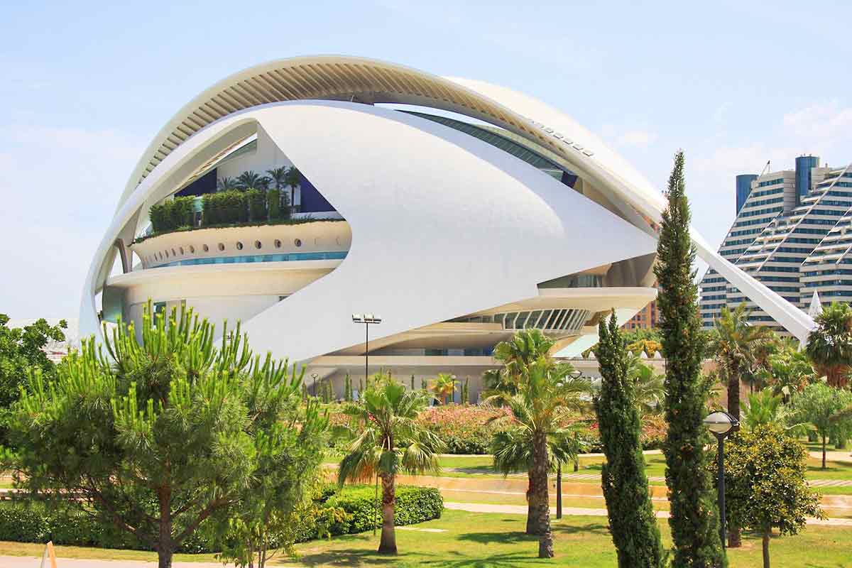 Turia Gardens: One of the World's Finest Parks - Valencian